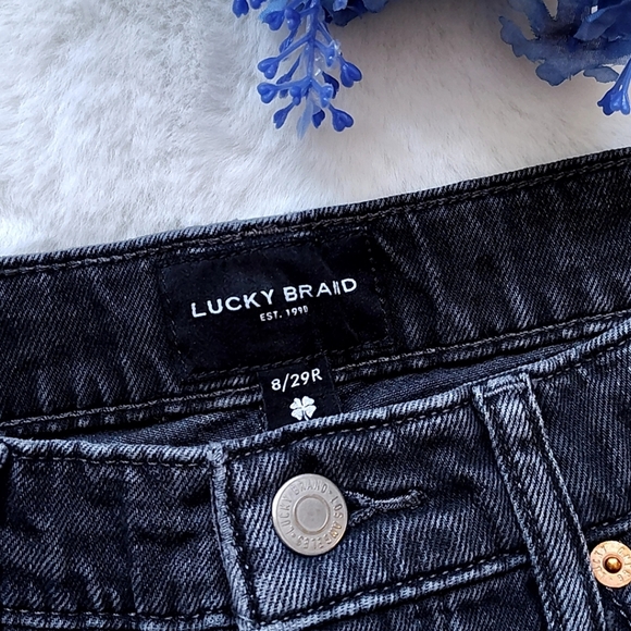 {Lucky Brand Jeans} - Picture 6 of 8
